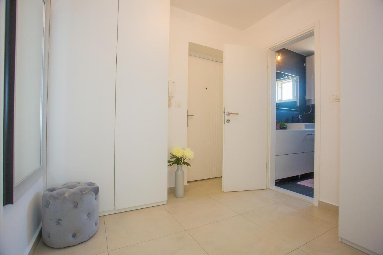Luxury Villa Vibrass Сплит Екстериор снимка