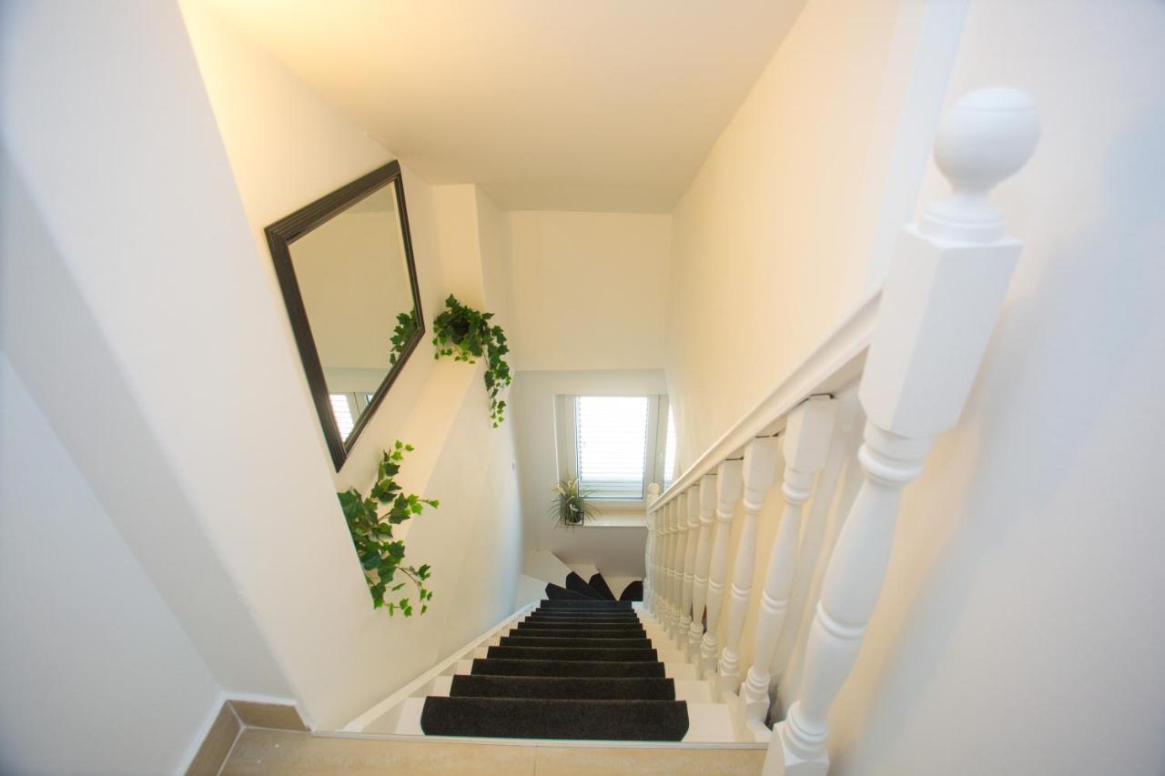 Luxury Villa Vibrass Сплит Екстериор снимка
