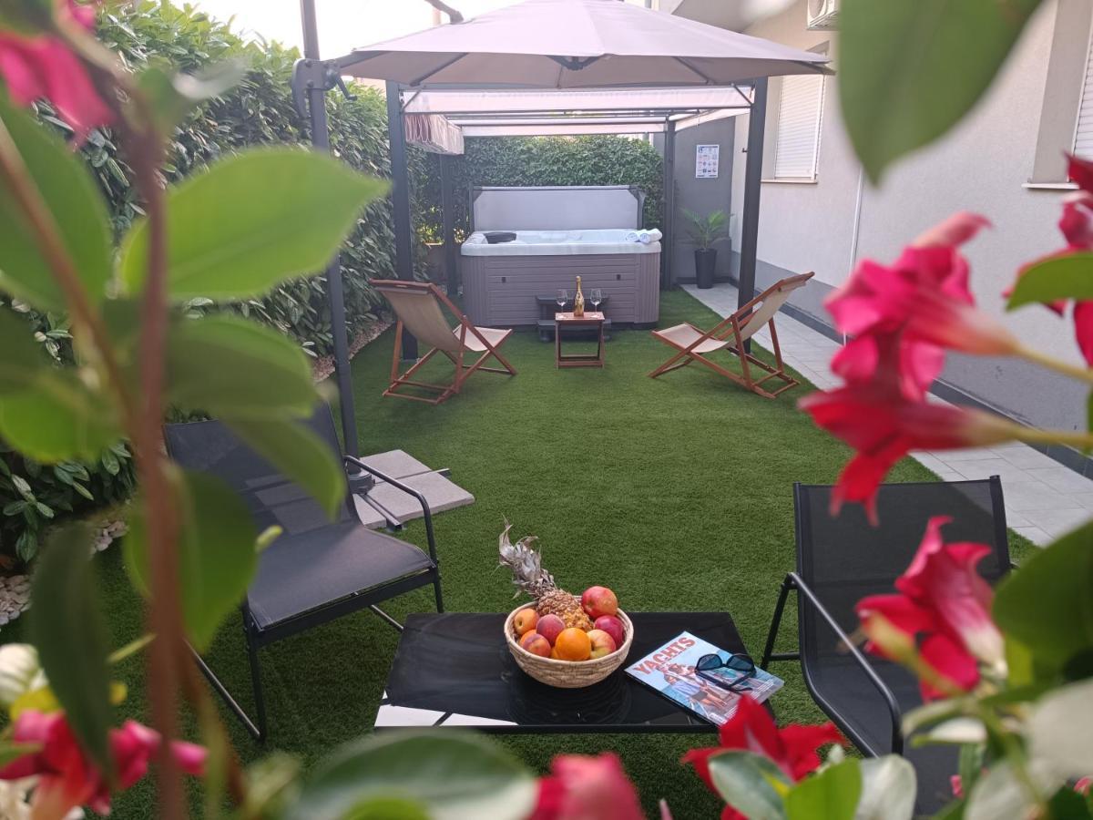 Luxury Villa Vibrass Сплит Екстериор снимка